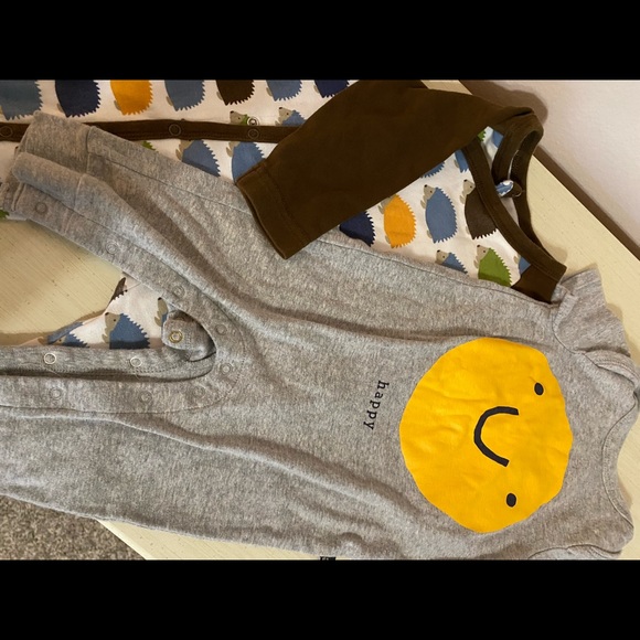 Nine 3-6 months onsies / pjs boys - Picture 2 of 5